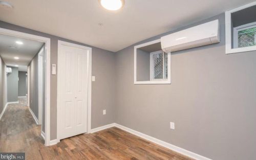 207 49 St, Philadelphia PA 19143-4444 exterior