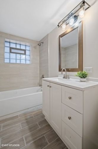 7307 Vernon Ave, Chicago IL  60619-1718 exterior