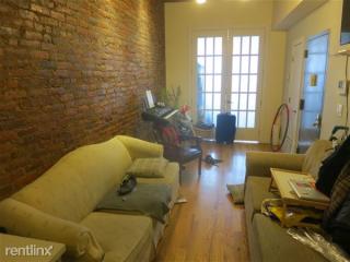 154 Knickerbocker Ave, Brooklyn NY  11237-2380 exterior