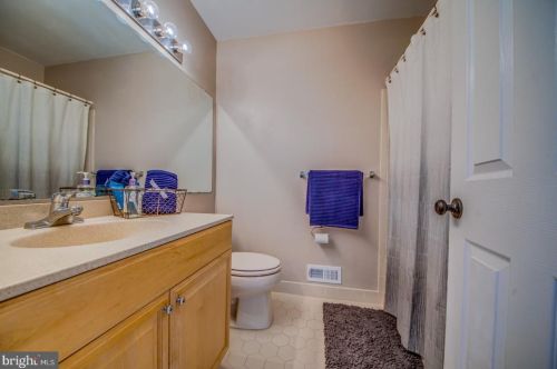 88 Ln Costa Dr, Blenheim NJ 08012-5536 exterior