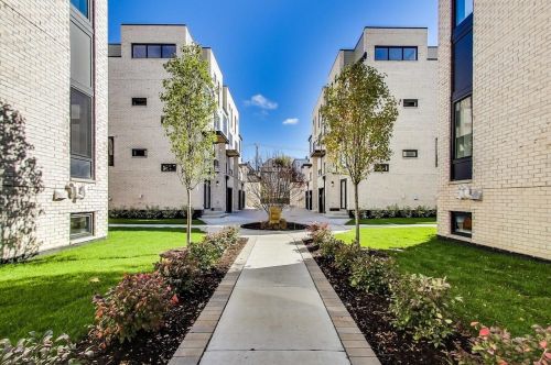 2245 Rockwell St, Chicago, IL 60647-3056