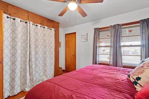 1417 22 St, Manitowoc WI 54220-5510 exterior