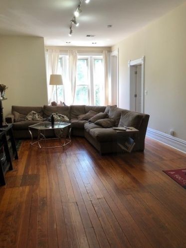 304 Evergreen Ave, Chicago, IL 60610-1815