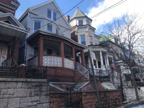 332 198th St, Bronx NY  10458-3156 exterior