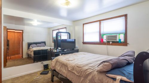 1019 93 St, Chicago IL 60617-4109 exterior