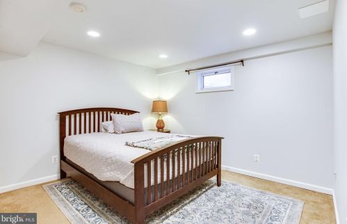 1841 Birch Rd, Mc Lean VA 22101-5317 exterior