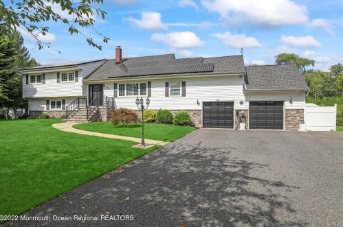 53 Arlene Dr, West Long Branch NJ 07764-1100 exterior