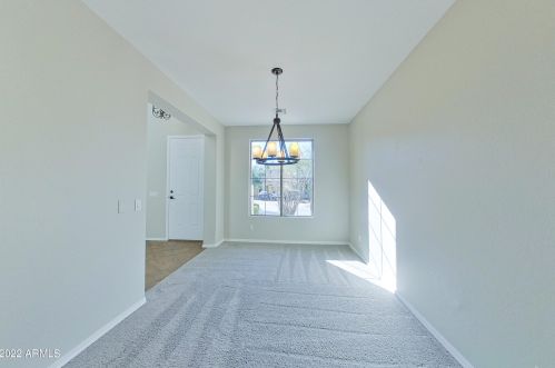 2602 Cavalry Dr, Phoenix AZ 85086-6616 exterior