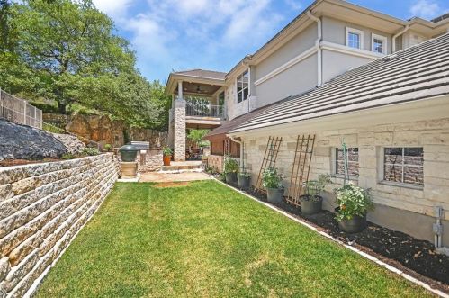 4316 Canoas Dr, Austin TX 78730-1446 exterior