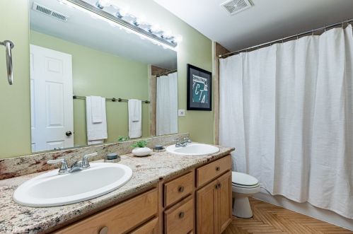 2350 Kedzie Ave, Chicago IL 60623-3333 exterior