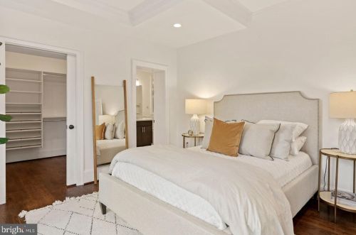 1533 Capitol St, Washington DC  20003-1508 exterior