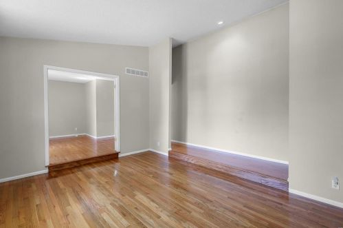 2755 Meramar Dr, Saint Louis MO 63129-5639 exterior