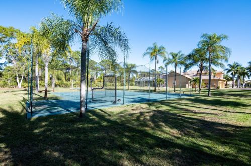 7928 Saddlebrook Dr, Fort Pierce FL  34986-3128 exterior