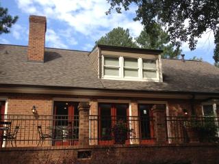 7304 Calibre Park Dr, Durham NC  27707-5670 exterior