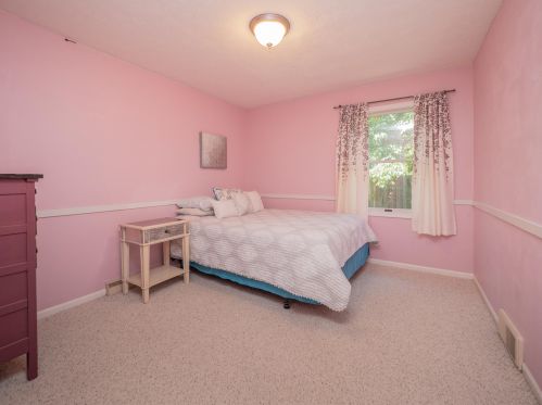 6303 Eagle Rdg Dr, Kalamazoo MI 49004-8677 exterior