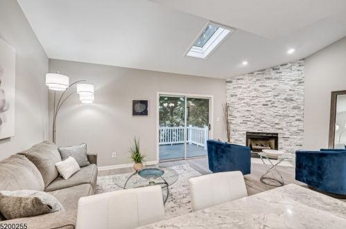 502 Park Pl, Springfield NJ  07081-3504 exterior