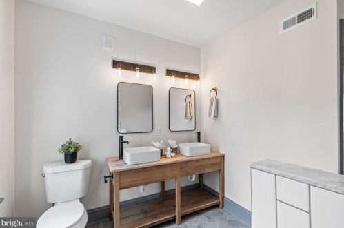 549 Plum St, Lancaster PA  17602-2348 exterior