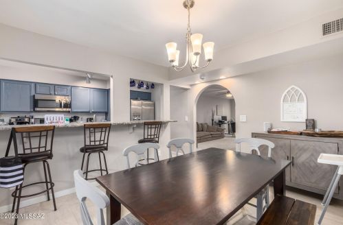 456 Calle Lindero, Tucson AZ  85704-3918 exterior