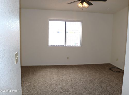 9690 Donegal Pl, Tucson AZ  85742-9197 exterior