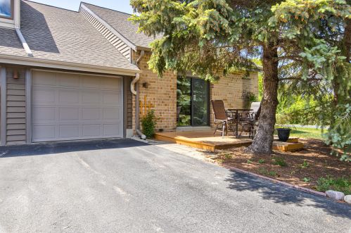 3801 College Ave, Milwaukee WI  53221-4540 exterior