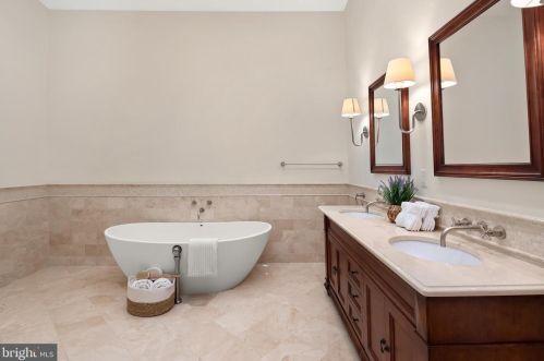 3648 Winfield Ln, Washington DC  20007-2348 exterior