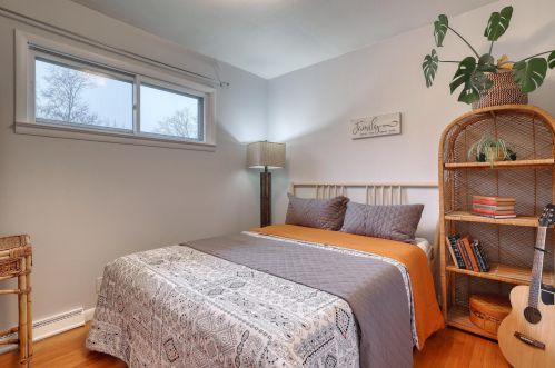 10015 Glendale Ave, Milwaukee WI  53225-4624 exterior