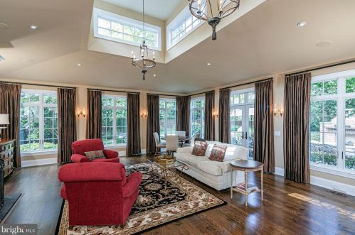 166 Library Pl, Princeton NJ 08540-3019 exterior