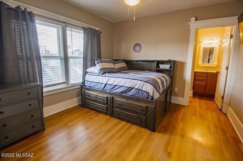 623 3 Ave, Tucson AZ 85705-5750 exterior