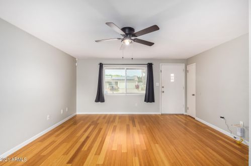 4045 Crocus Dr, Phoenix AZ 85032-5417 exterior