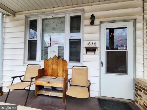 1636 End Ave, Primrose, PA 17901-2125