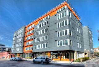 1020 63rd St, Seattle WA  98115-6606 exterior