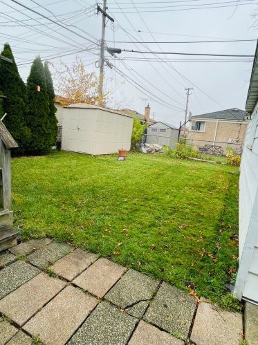 7773 Karlov Ave, Chicago IL 60652-3605 exterior