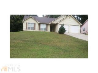 5495 Hunters Forest Ln, Atlanta, GA 30349-3879