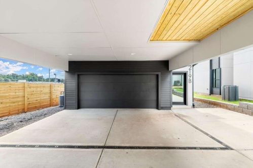 219-B Howell Dr, Atlanta, GA 30316-4025