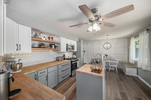 58510 Greenfield Ct, Three Rivers MI  49093-8535 exterior