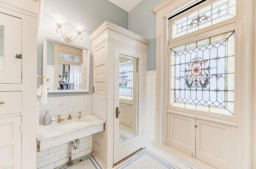 5211 Washington Pl, Saint Louis MO 63108-1117 exterior