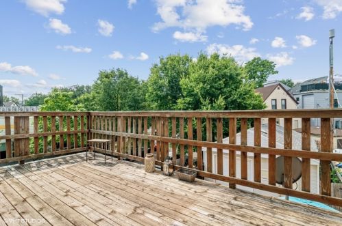 2928 Elston Ave, Chicago IL 60618-1809 exterior