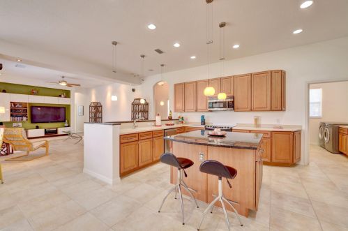 2601 Serenity Cir, Fort Pierce FL 34981-5048 exterior