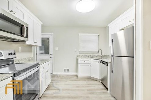 3207 Cloverhurst Dr, Atlanta GA  30344-4509 exterior