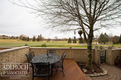 1222 Oakwood Ct, Rochester MI 48307-2541 exterior