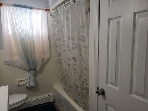 36 Commodore St, Providence RI 02904-2529 exterior