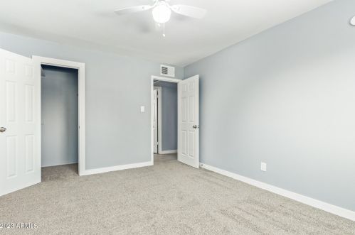 2925 42nd Ave, Phoenix AZ  85019-4323 exterior