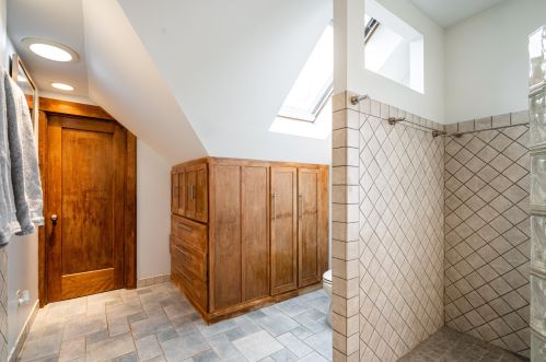 1817 48, Milwaukee WI 53208-1714 exterior