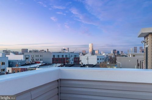 1720 22nd St, Philadelphia PA 19145-1943 exterior