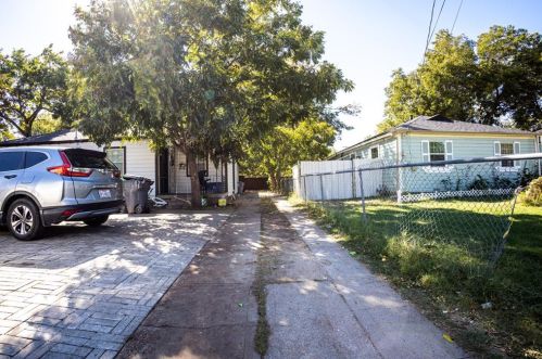 8310 Grovecrest Dr, Dallas TX  75217-2128 exterior