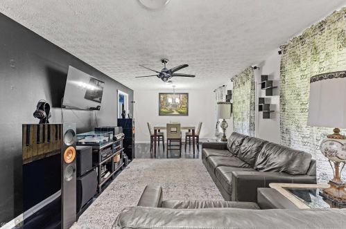 5872 Margaret Cir, Atlanta GA 30349-6171 exterior