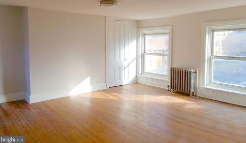 208 Hanover St, Trenton, NJ 08608-1804