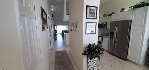 2345 Magnolia Ln, Naples FL 34112-8701 exterior