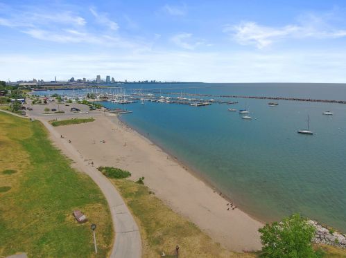 2867 Superior St, Milwaukee WI  53207-2550 exterior