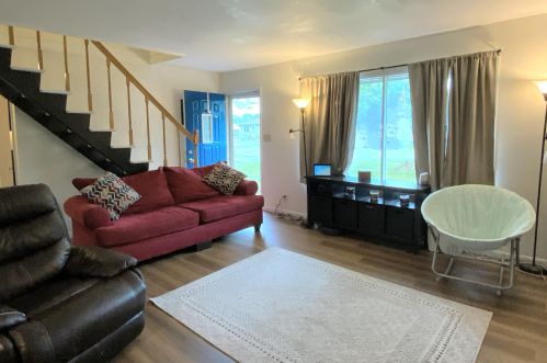 7148 Allerton Ave, Milwaukee, WI 53220-3444